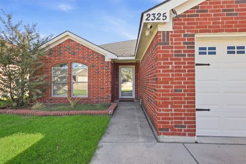 2325 Wakecrest Drive, Fort Worth, TX 76108 — photo 2