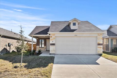 1937 Aves Glen Lane, Forney