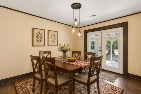 416 S Harrison Street, Pilot Point, TX 76258 — photo 3