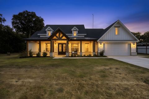 17803 County Road 381, Terrell