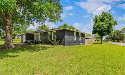 1701 W College Street, Sherman, TX 75092 — photo 2