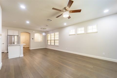 4666 Rhett Lane E, Carrollton, TX 75010 — photo 3