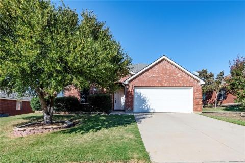 306 Tarpan Trail, Celina, TX 75009 — photo 2