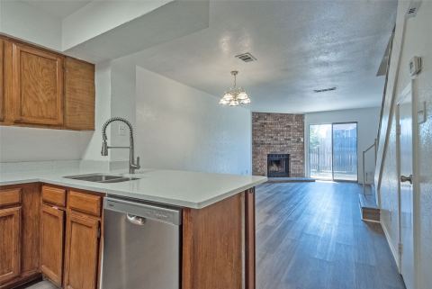 709 Lee Street, Mesquite, TX 75149 — photo 2