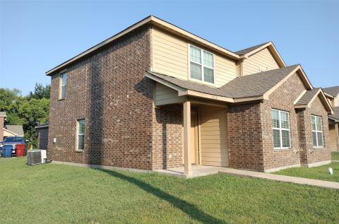 1712 S Waco Street, Van Alstyne, TX 75495 — photo 2