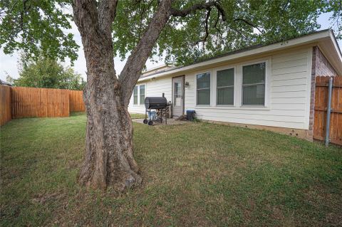 1049 Silver Spur Lane, Fort Worth, TX 76179 — photo 2