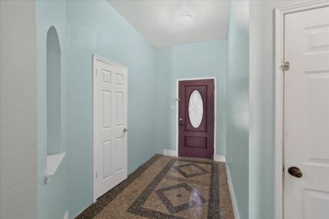 3041 Meadowbrook Drive, Grand Prairie, TX 75052 — photo 2