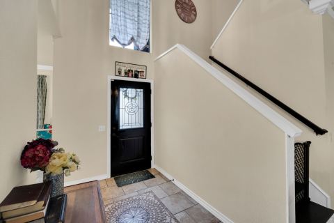 517 Crawford Drive, Burleson, TX 76028 — photo 2