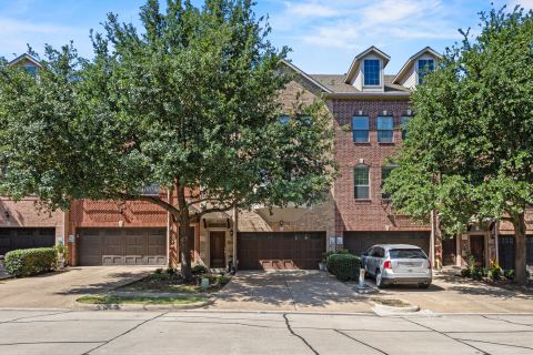 1530 Biltmore Lane, Irving