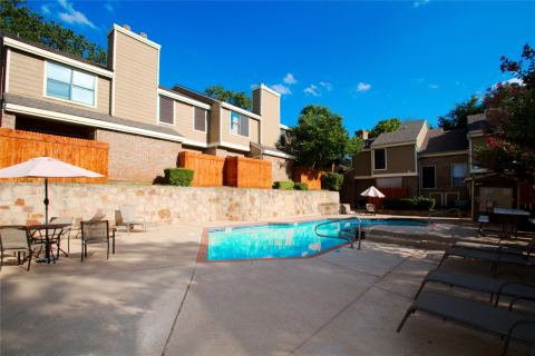 2121 Park Willow Lane C, Arlington, TX 76011 — photo 2