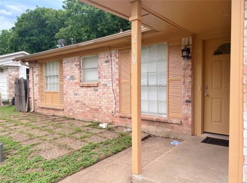 219 Rockaway Drive, Duncanville, TX 75116 — photo 2