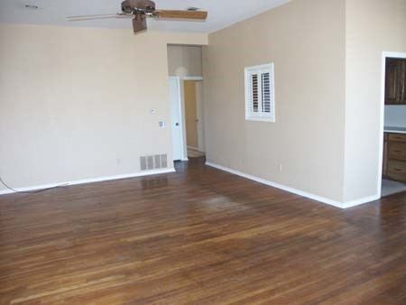 212 W Knox Street, Ennis, TX 75119 — photo 2