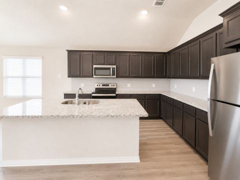 538 Concho Street, Aubrey, TX 76227 — photo 2