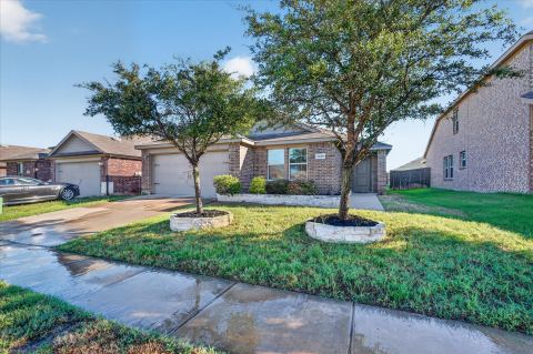 2428 Rosharon Drive, Forney, TX 75126 — photo 2