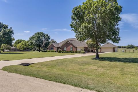 8051 Mavis Avenue, Waxahachie, TX 75167 — photo 2