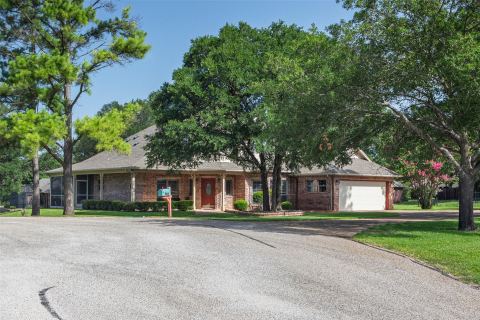 6402 Parlange Court, Granbury, TX 76049 — photo 2