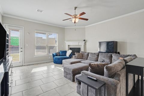 646 Harris Ridge Drive, Arlington, TX 76002 — photo 2