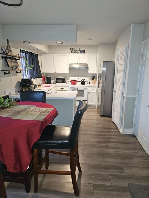 317 Boulder Court, Burleson, TX 76028 — photo 3