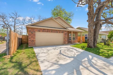 804 N Chandler Drive, Fort Worth, TX 76111 — photo 3