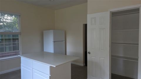 608 W 6th Street, Bonham, TX 75418 — photo 3