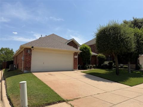 7806 Quiet Waters Drive, Arlington, TX 76016 — photo 2