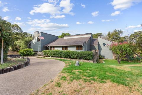3724 Greenleaf Drive, Waco, TX 76710 — photo 2