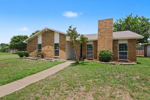 1205 Crestwood Court, Allen, TX 75002 — photo 2
