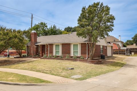 4201 Arbor Creek Drive, Carrollton, TX 75010 — photo 2