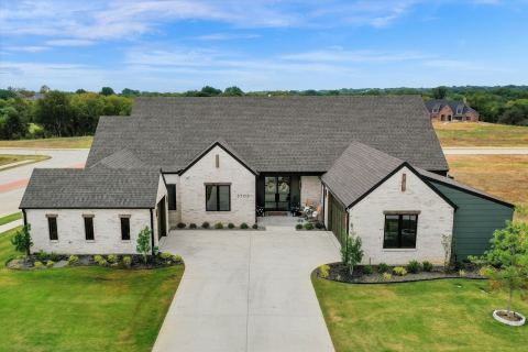 2702 Stonecrest Drive, Sherman, TX 75092 — photo 2