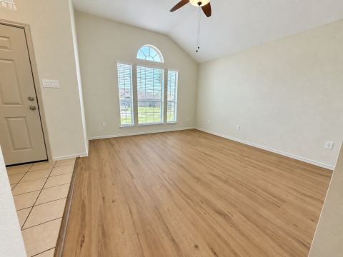 6001 Garden View Drive, Arlington, TX 76018 — photo 3