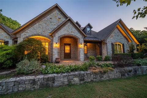 5410 Valley Oak Court, McKinney, TX 75071 — photo 2