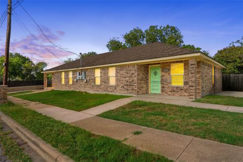 2125 Burnett Avenue, Waco