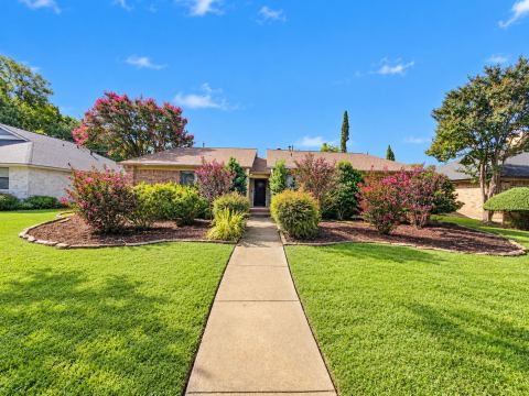 2104 Oak Brook Drive, Richardson