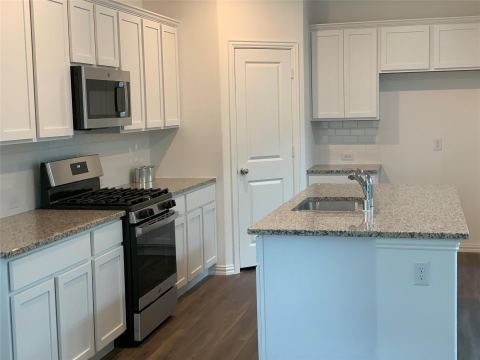 5414 Riverwalk Parkway, Garland, TX 75040 — photo 2