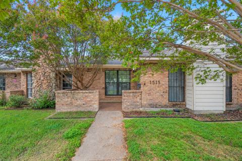 1515 Cherrycrest Street, Dallas