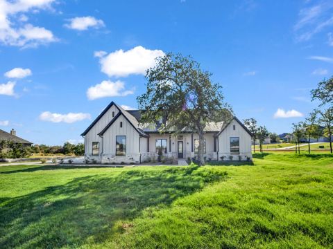 740 Burr Oak Lane, Weatherford, TX 76085 — photo 2