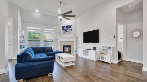 124 Village Creek Drive, McKinney, TX 75071 — photo 3
