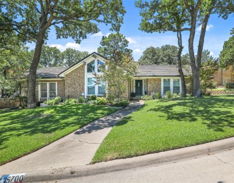 5700 Stage Line Drive, Arlington