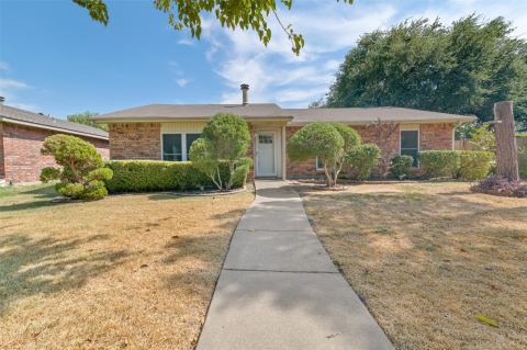 1418 Paris Drive, Garland
