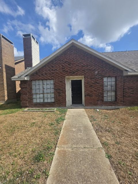 2404 Meadow Lane, Mesquite