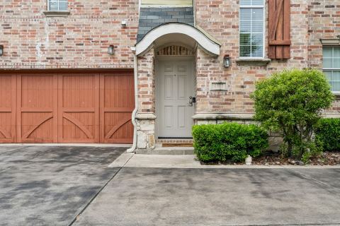 2117 Parkview, Carrollton, TX 75006 — photo 3