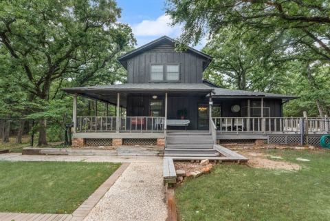 9875 Old Bridge Road, Terrell