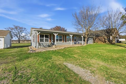 143 Mohave Drive E, Lake Kiowa, TX 76240 — photo 2