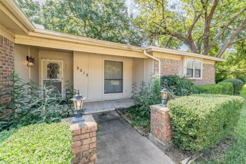 3213 Whisperwood Court, Bedford, TX 76021 — photo 3