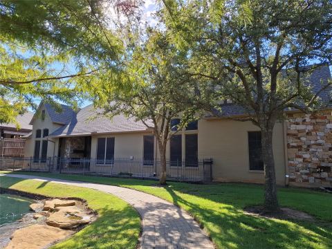 5909 Dry Creek Lane, Arlington, TX 76017 — photo 2