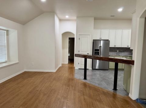 1001 Roberts Bend, Granbury, TX 76048 — photo 3