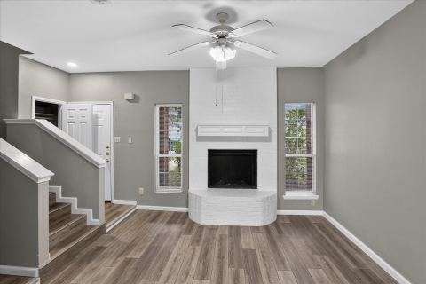 802 Custer Street, Arlington, TX 76014 — photo 2