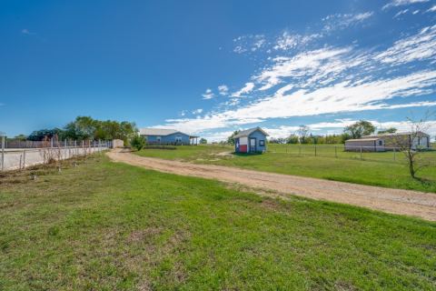 1201 Massey Road, Pilot Point, TX 76258 — photo 3