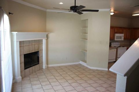 400 Central Park Drive, Arlington, TX 76014 — photo 2