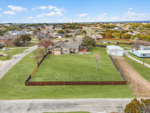4017 Marana Drive, Granbury, TX 76048 — photo 2